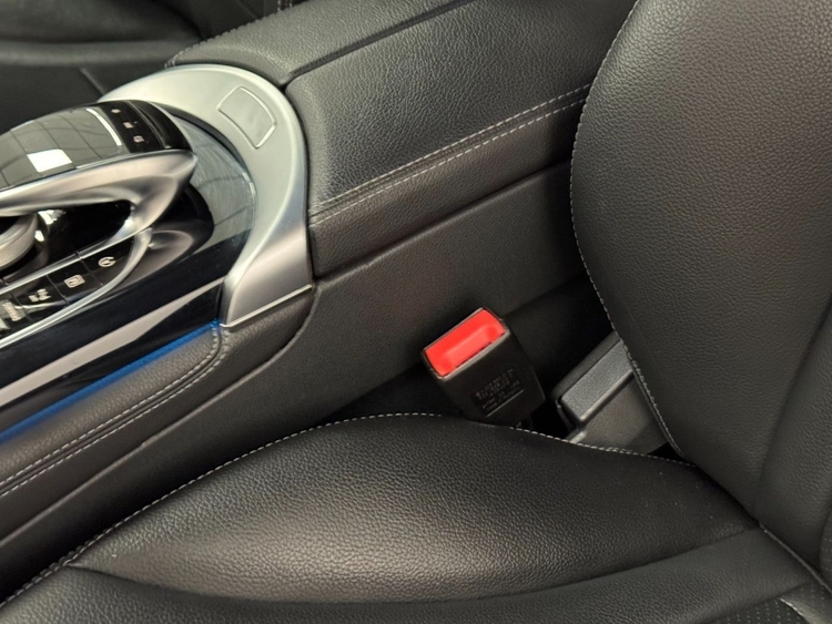 Mercedes Clase GLC AMG 220D 4MATIC  foto 27