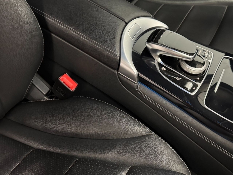 Mercedes Clase GLC AMG 220D 4MATIC  foto 39