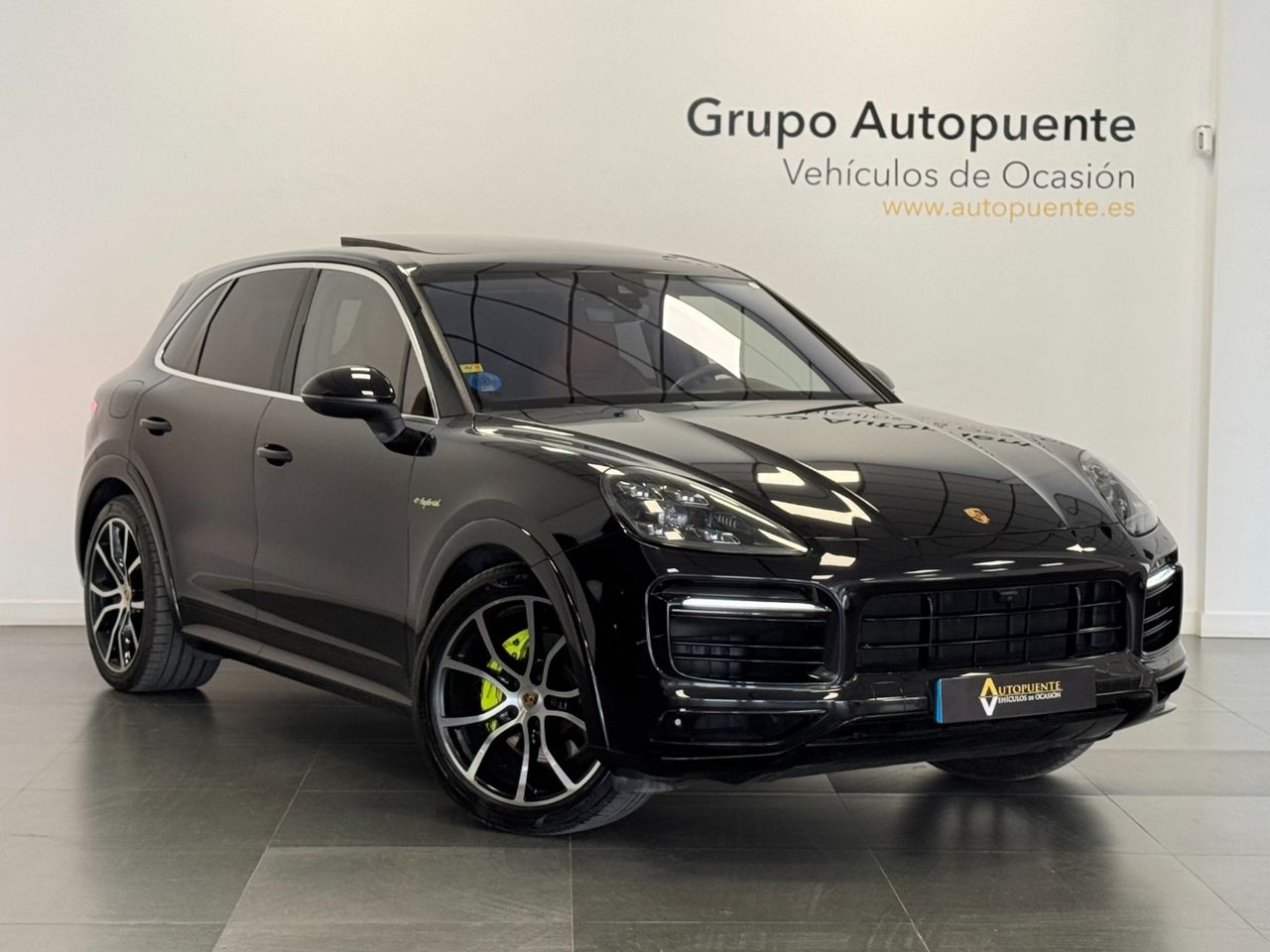 Porsche Cayenne CAYENNE E-HYBRID  miniatura 2