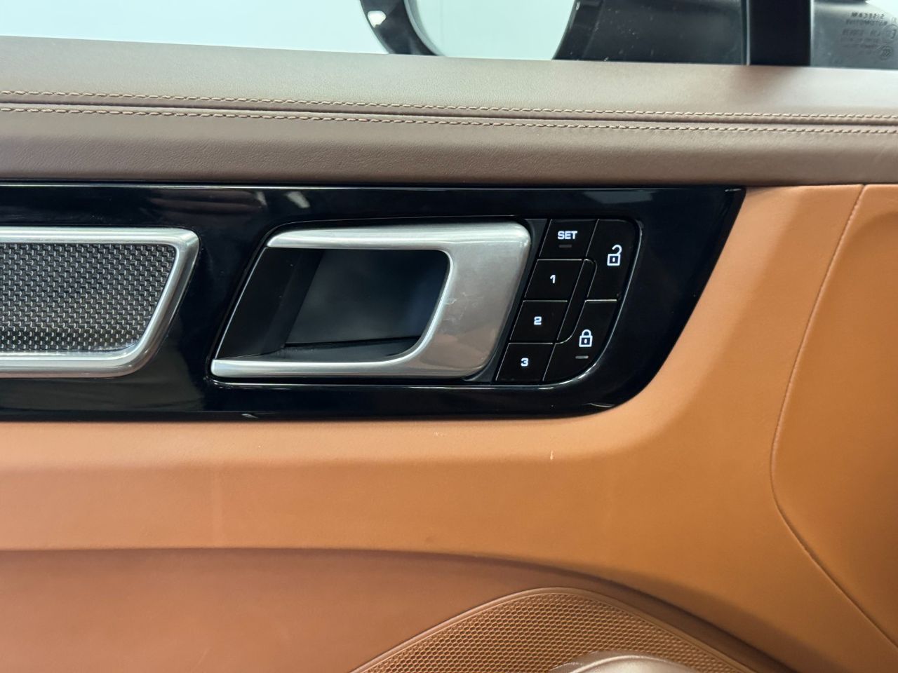 Porsche Cayenne CAYENNE E-HYBRID  miniatura 17