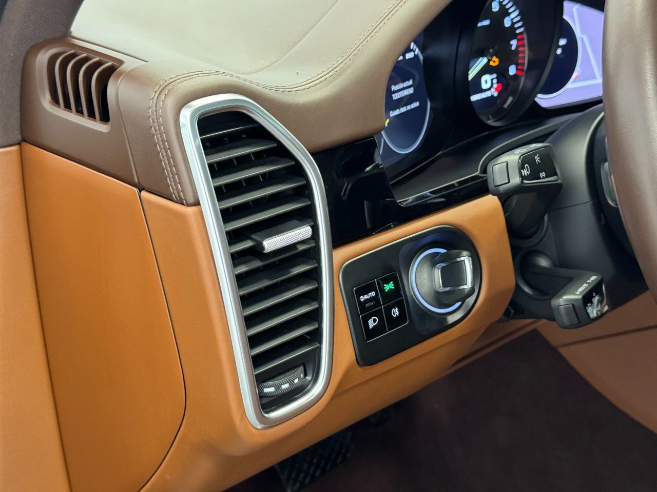 Porsche Cayenne CAYENNE E-HYBRID  miniatura 18