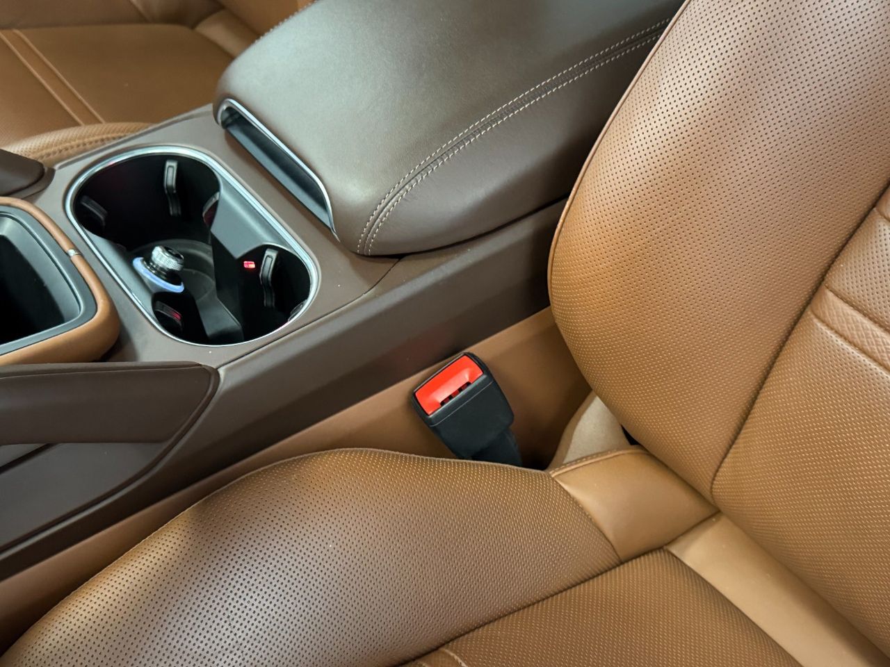 Porsche Cayenne CAYENNE E-HYBRID  miniatura 27