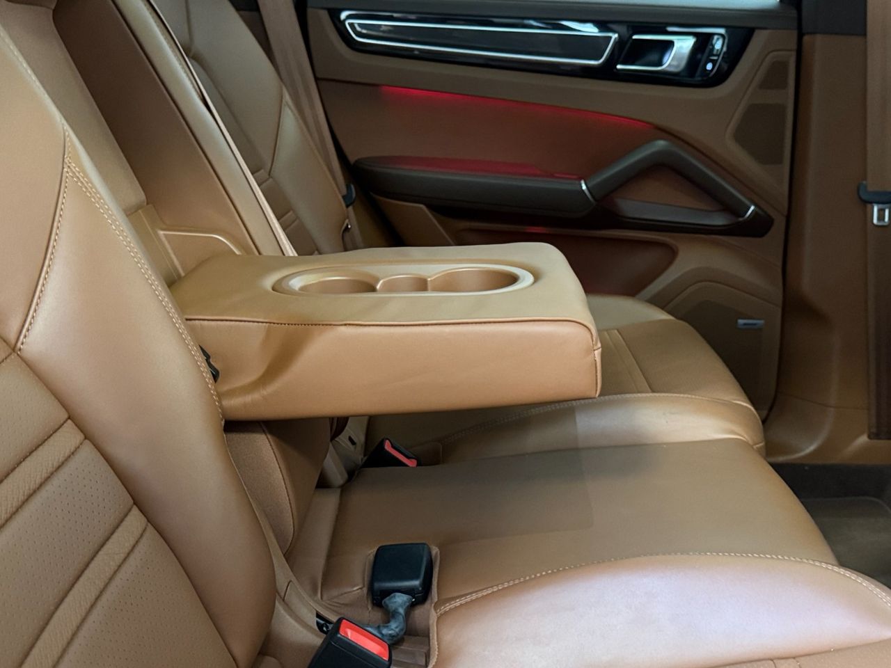 Porsche Cayenne CAYENNE E-HYBRID  foto 57