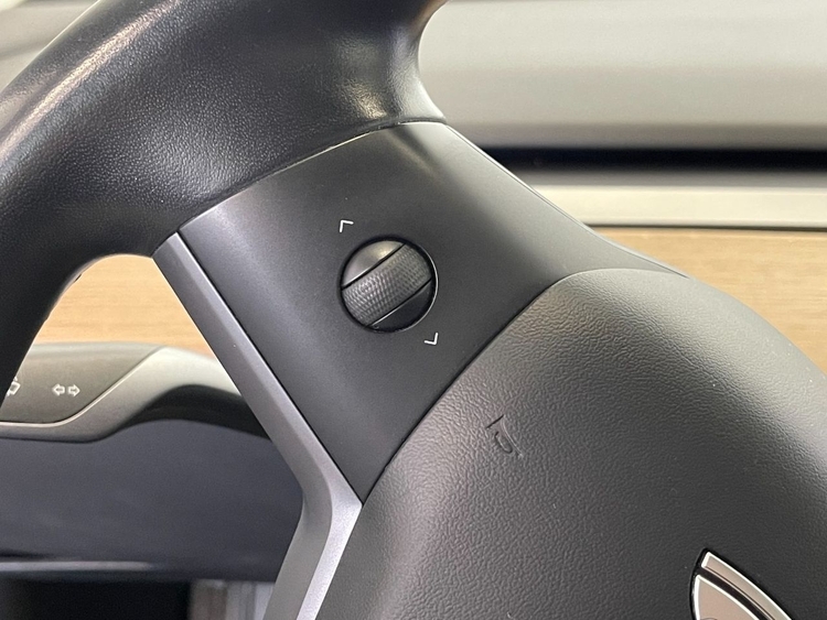 Tesla Model 3 GRAN AUTONOMIA DUAL MOTOR AWD foto 24