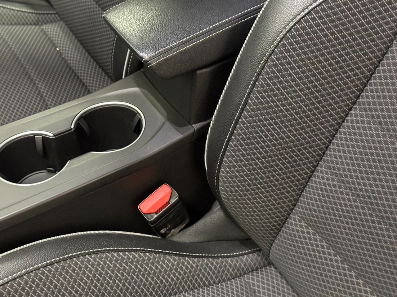 Renault Arkana TECHNO E-TECH miniatura 26