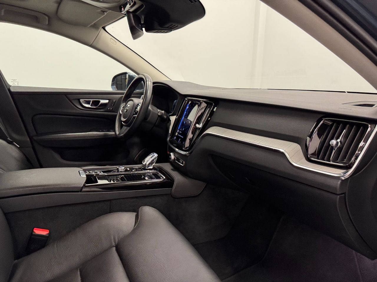 Volvo V60 T6 AWD RECHARGE INSCRIPTION miniatura 28