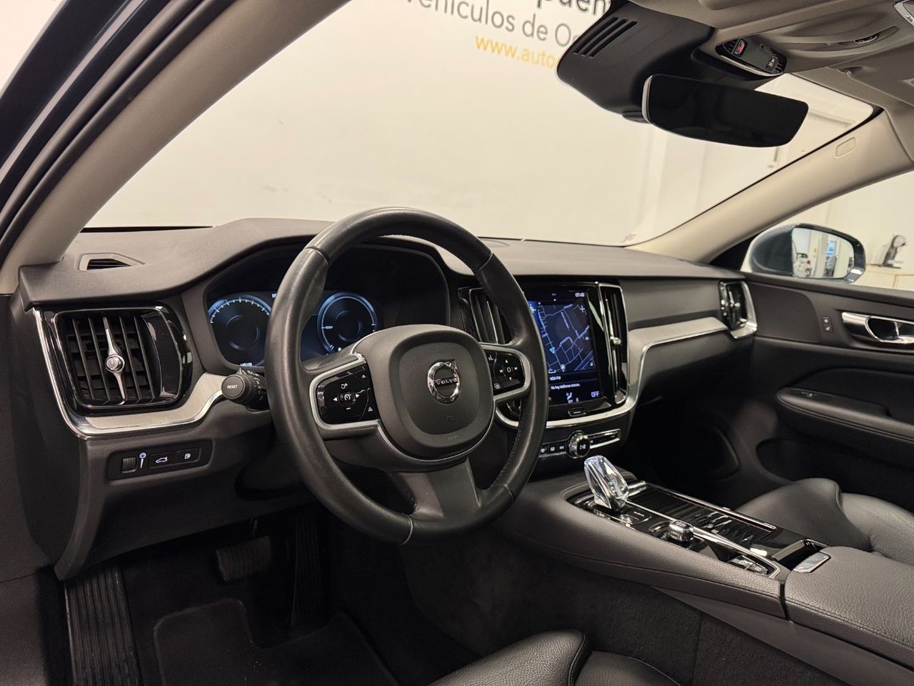 Volvo V60 T6 AWD RECHARGE INSCRIPTION miniatura 8