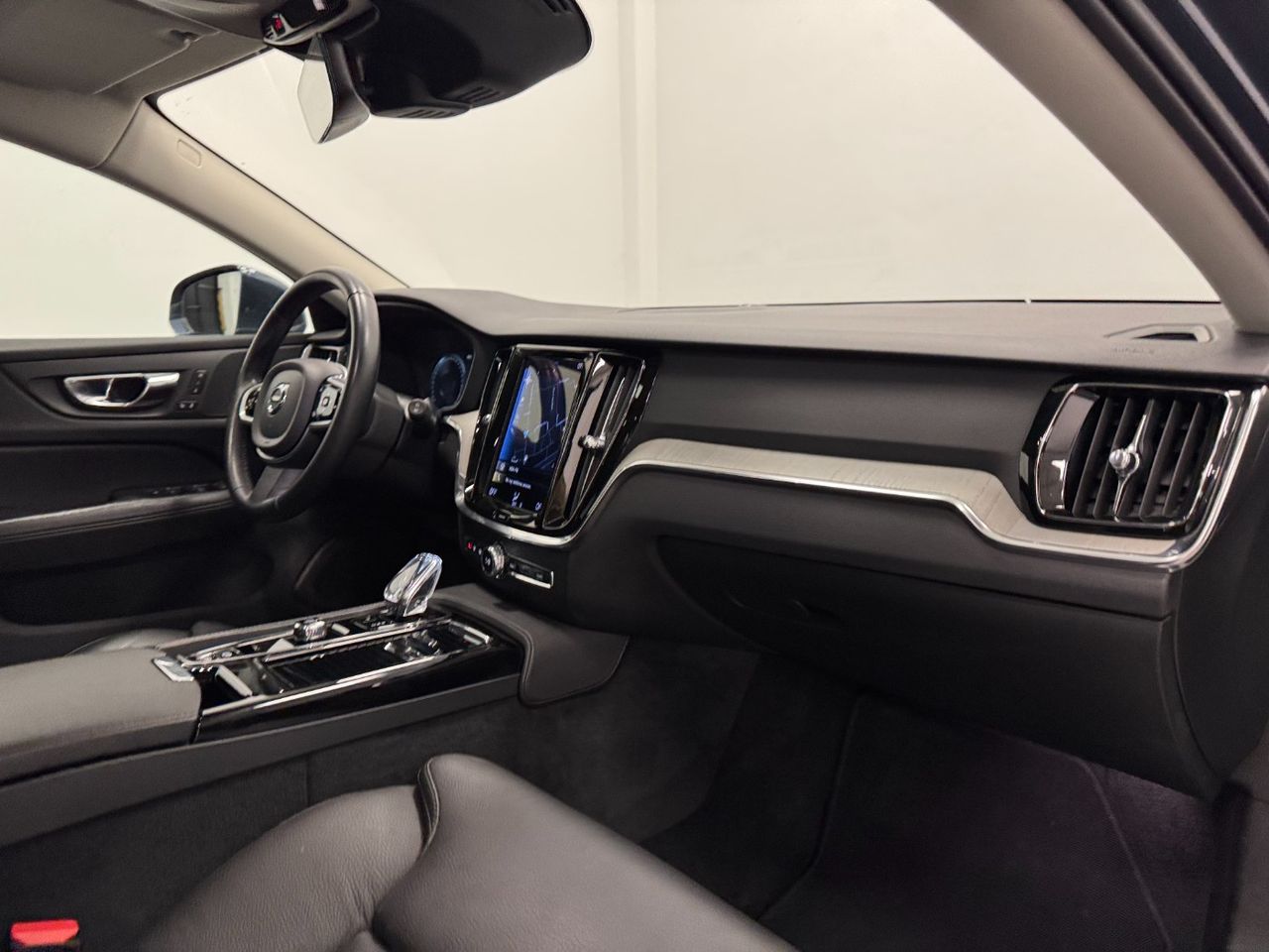 Volvo V60 T6 AWD RECHARGE INSCRIPTION foto 13