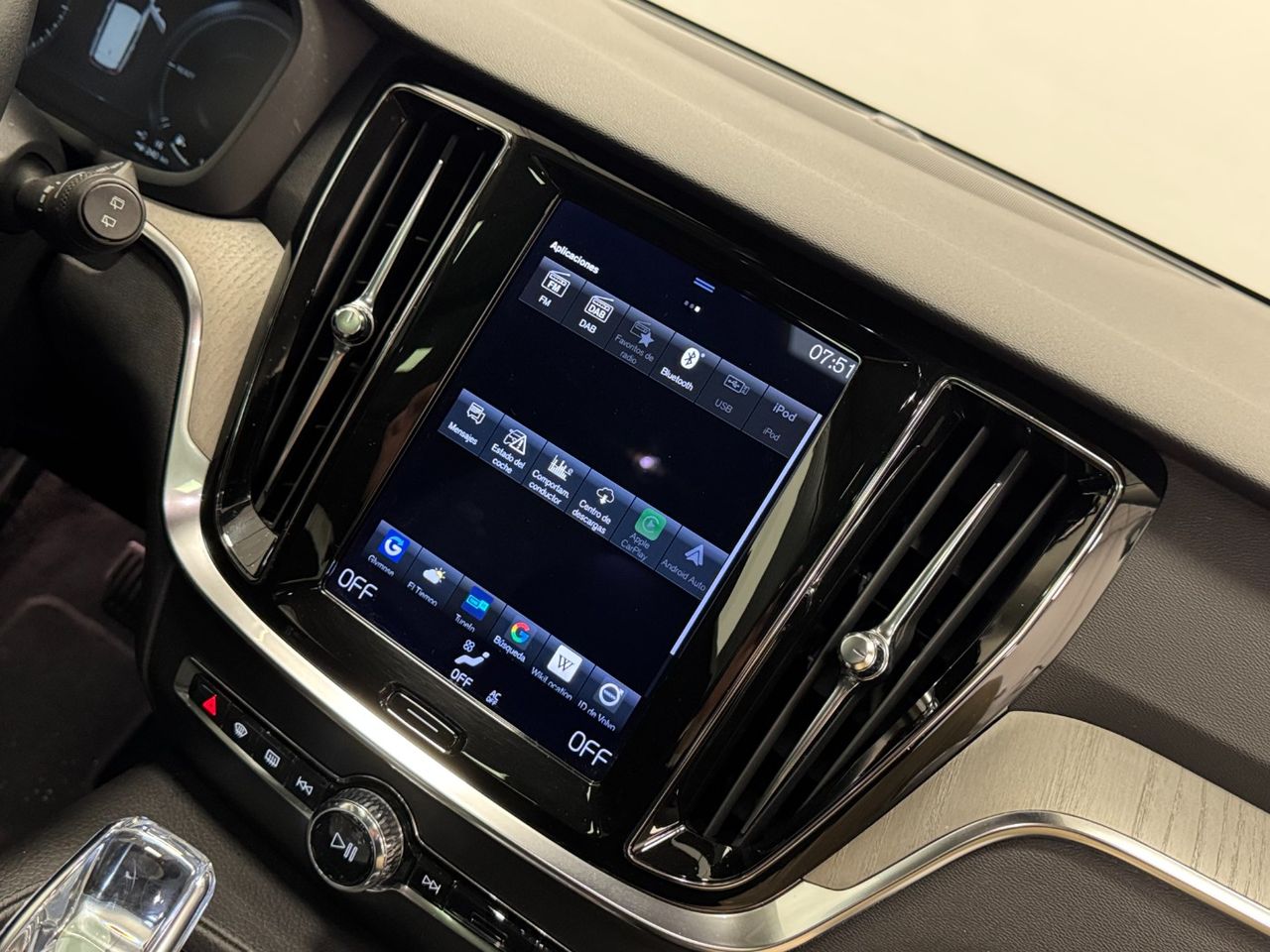 Volvo V60 T6 AWD RECHARGE INSCRIPTION foto 34