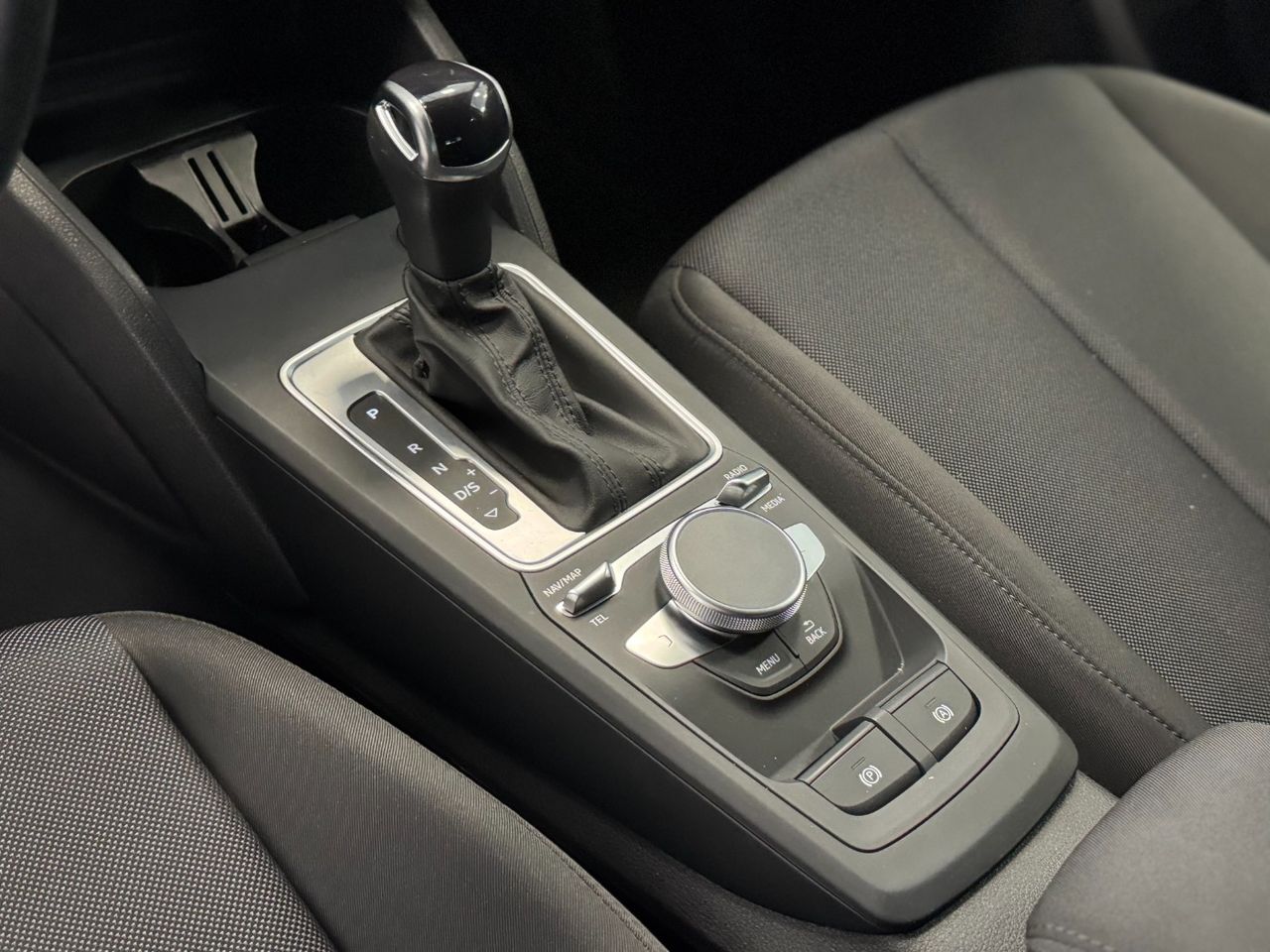 Audi Q2 ADVANCED 30TDI S-TRONIC miniatura 26