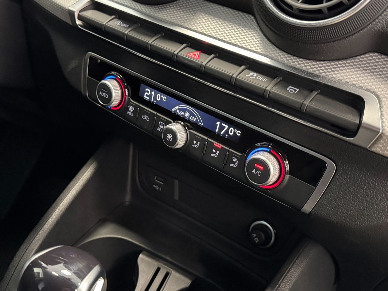 Audi Q2 ADVANCED 30TDI S-TRONIC miniatura 37