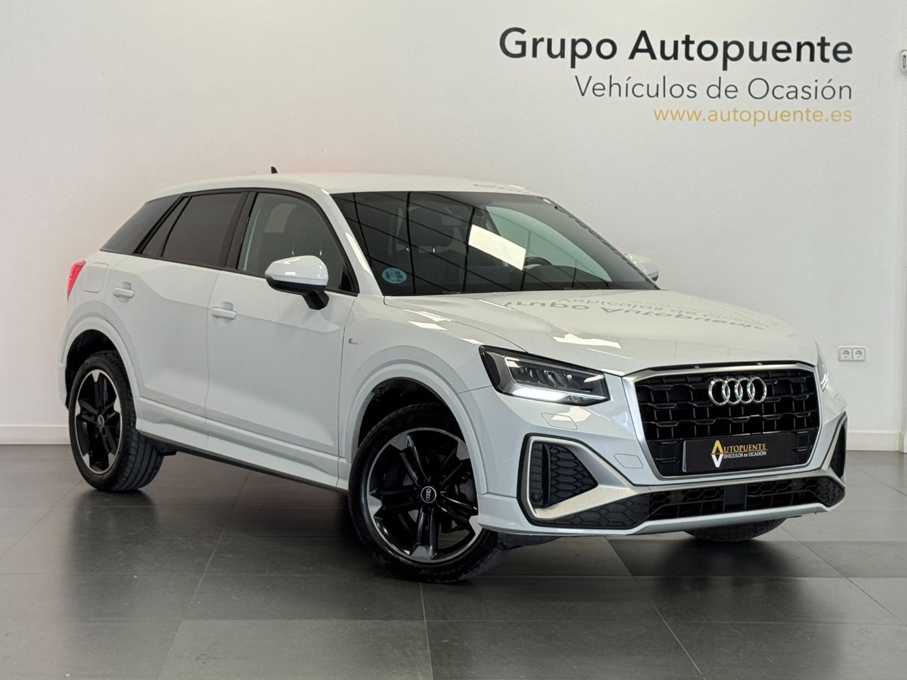 Audi Q2 S-LINE 35TFSI S-TRONIC miniatura 2