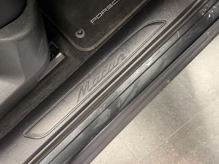 Porsche Macan MACAN foto 30