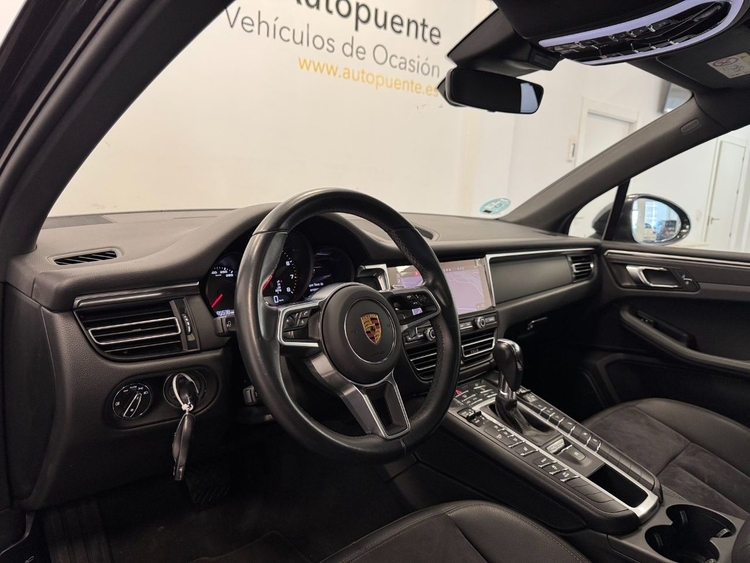 Porsche Macan MACAN foto 8