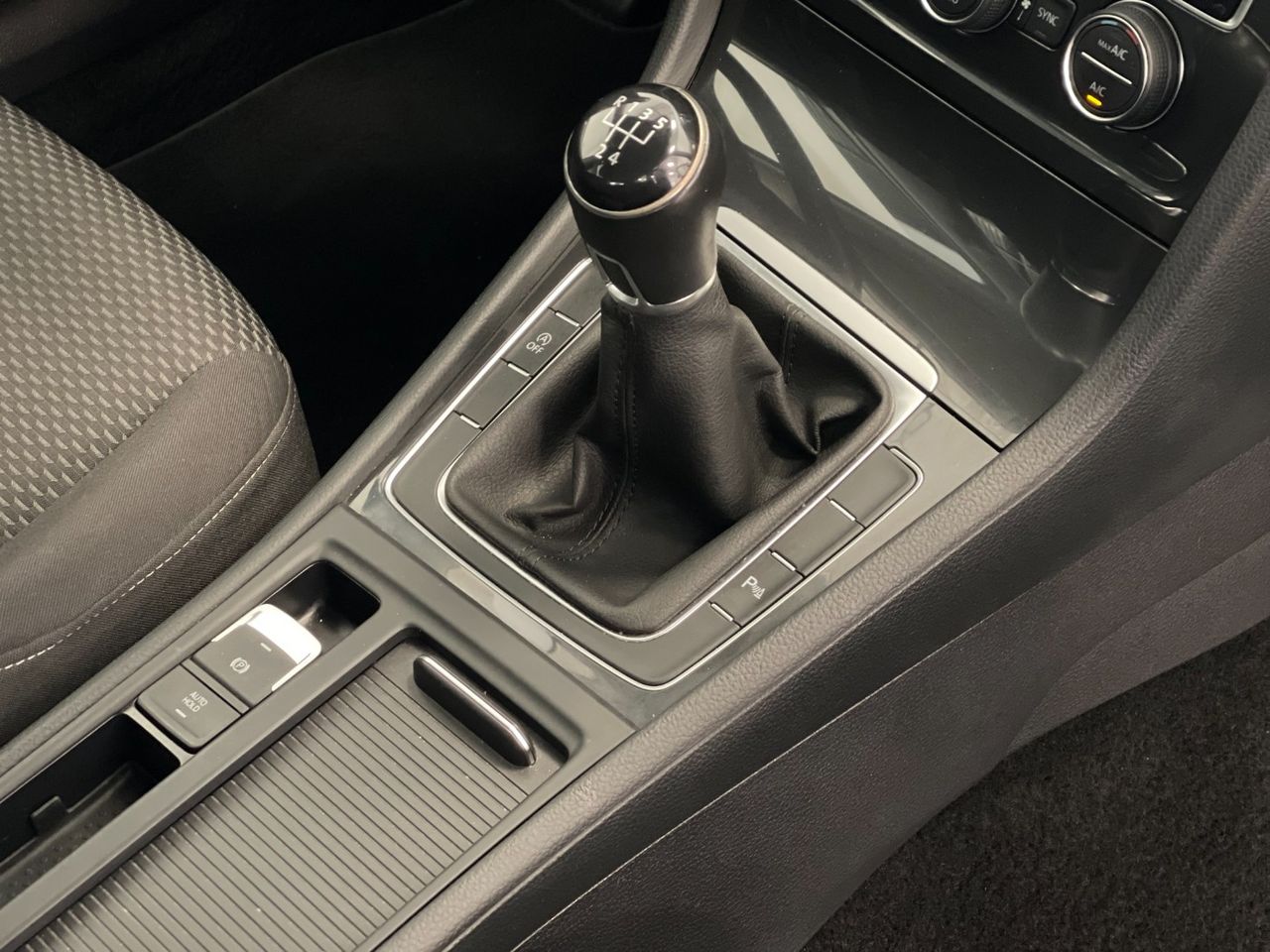 Volkswagen Golf READY 2 GO miniatura 45