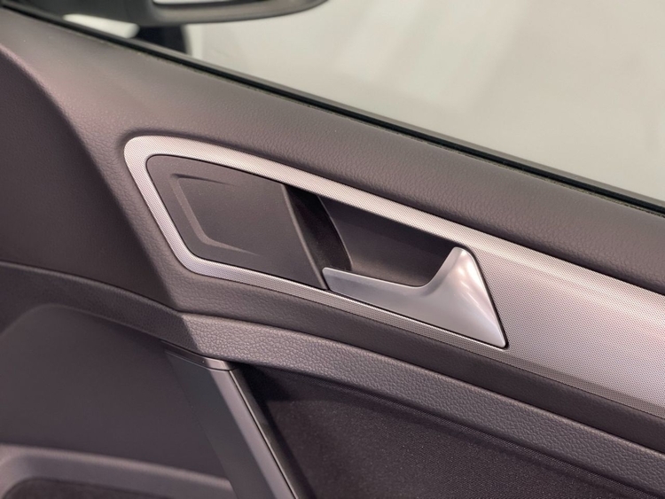 Volkswagen Golf READY 2 GO foto 36