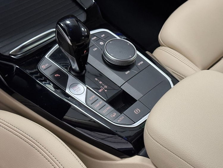 BMW X3 XLINE XDRIVE 20D  foto 27