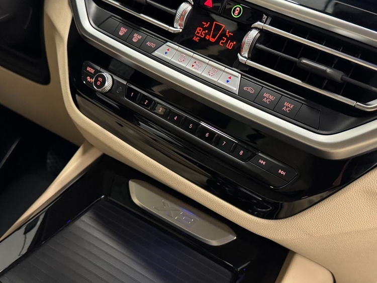 BMW X3 XLINE XDRIVE 20D  foto 39