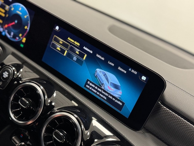 Mercedes CLA 200D foto 34