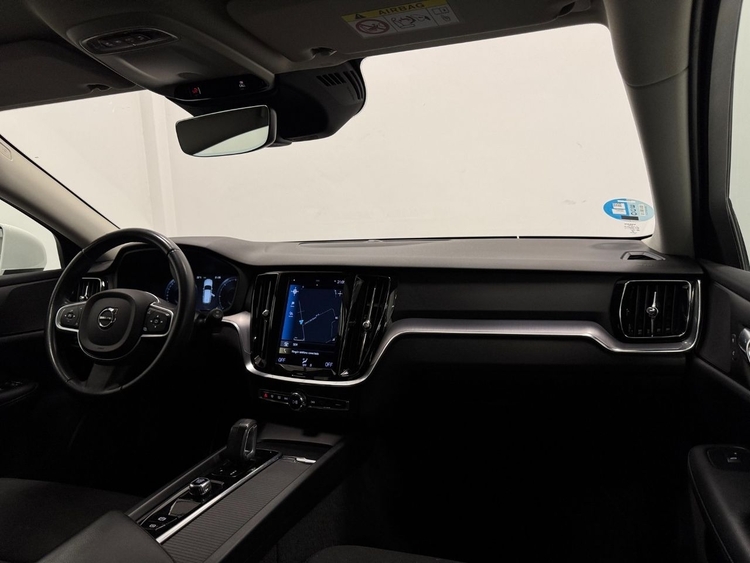 Volvo V60 2.0 B4 D MOMENTUM PRO AUTO foto 11