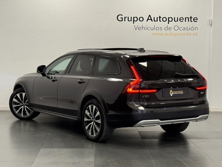 Volvo V90 CROSS COUNTRY 2.0 B4 AWD AUTO foto 5