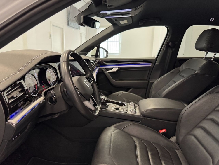 Volkswagen Touareg PREMIUM ELEGANCE 4MOTION foto 14