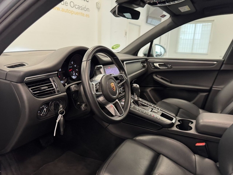 Porsche Macan MACAN foto 15