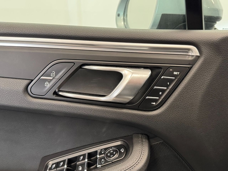 Porsche Macan MACAN foto 17