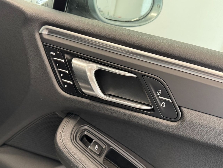 Porsche Macan MACAN foto 28