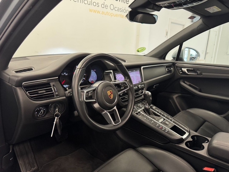Porsche Macan MACAN foto 8