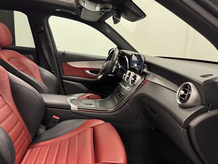 Mercedes Clase GLC GLC 300D AMG 4 MATIC foto 30