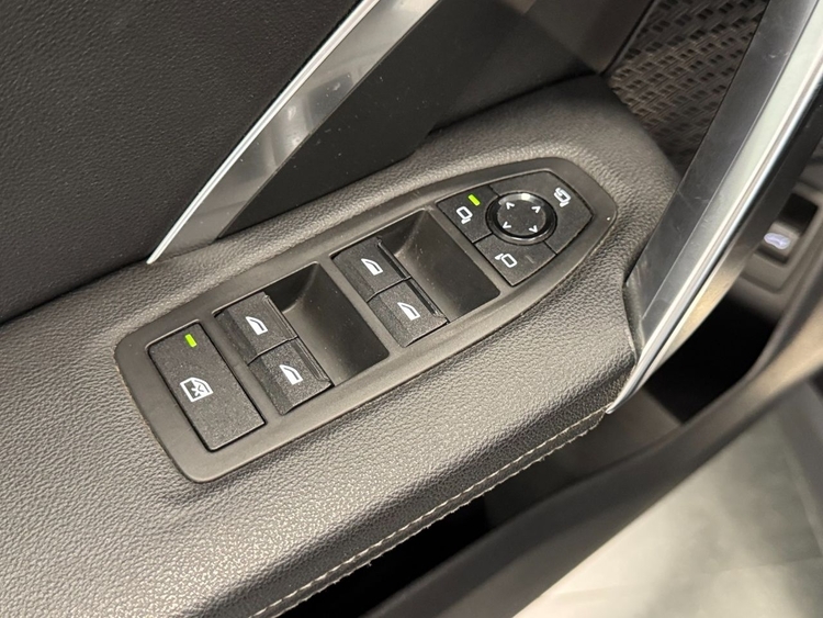 BMW X1 PACK M 18D SDRIVE foto 18