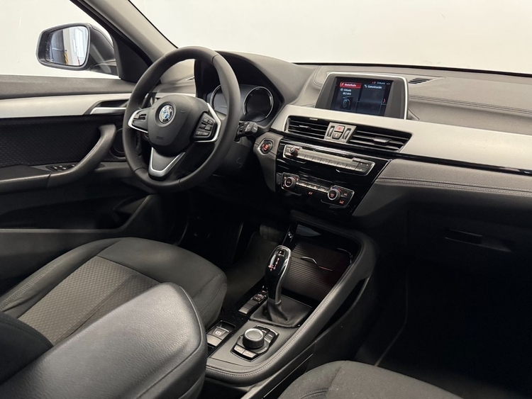 BMW X2 SDRIVE 18D foto 12