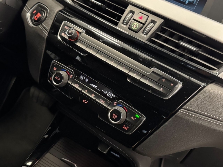 BMW X2 SDRIVE 18D foto 32