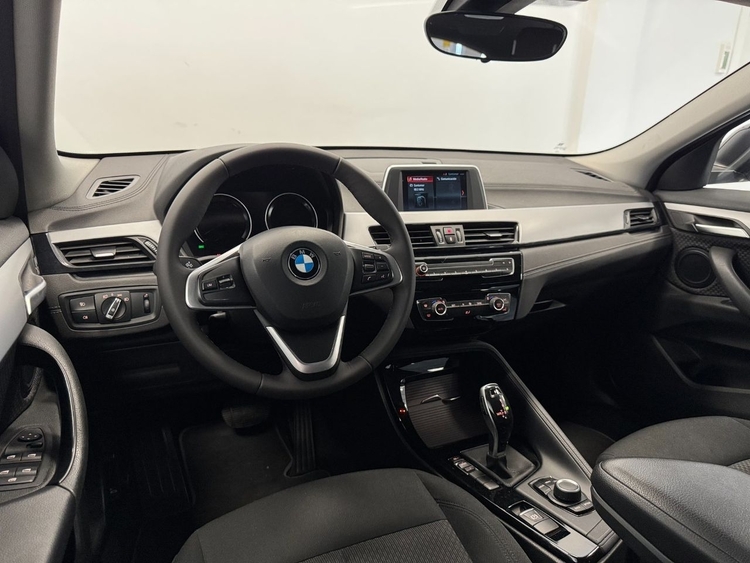 BMW X2 SDRIVE 18D foto 9