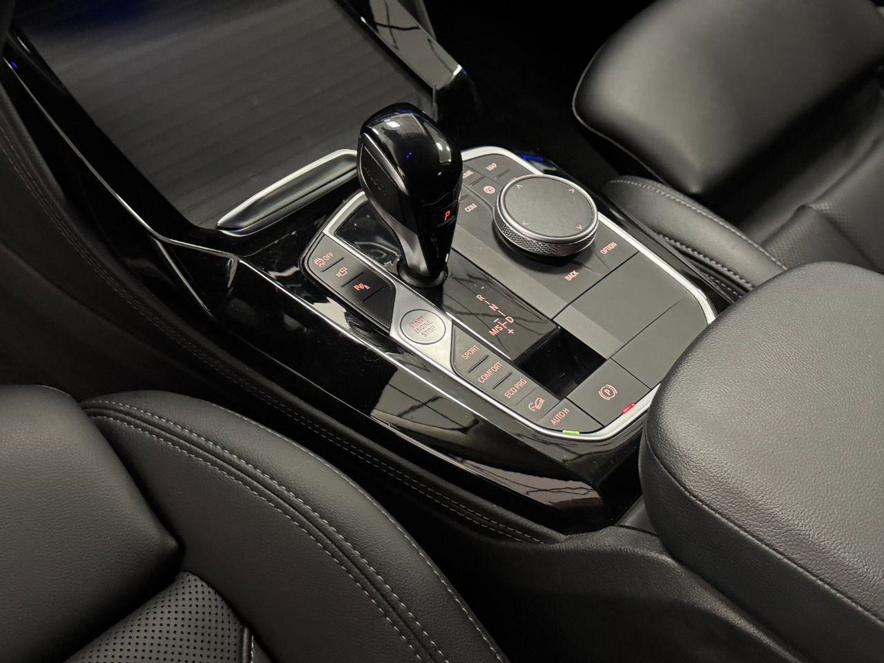 BMW X4 XLINE XDRIVE 20D miniatura 25