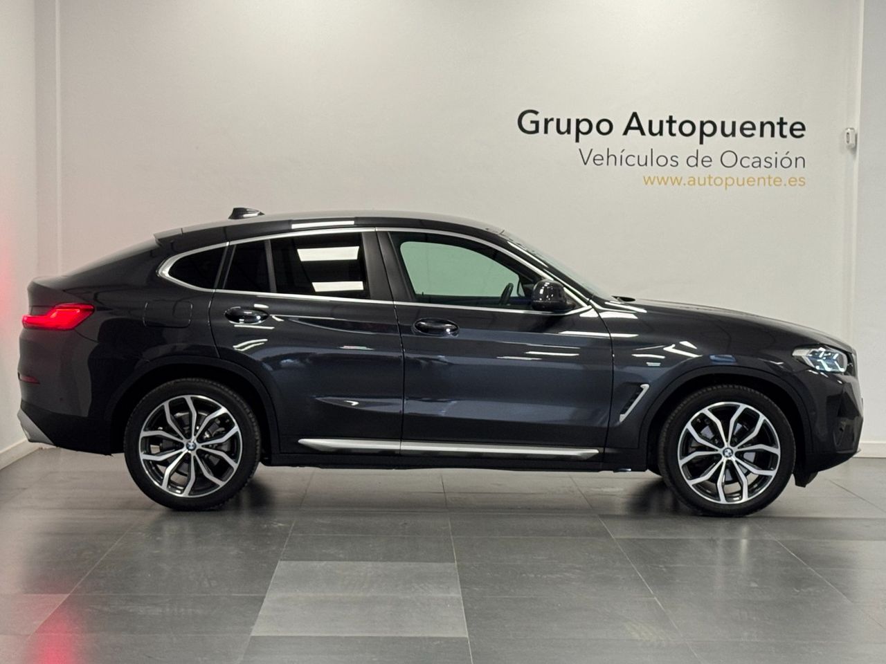 BMW X4 XLINE XDRIVE 20D foto 3