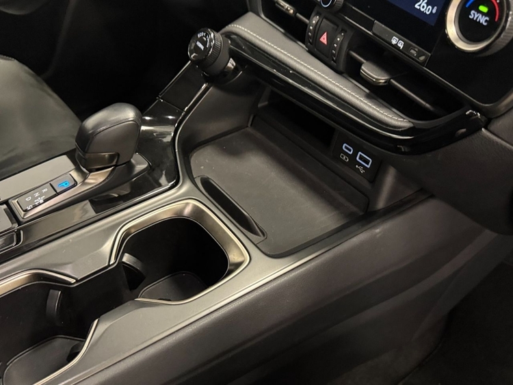 Lexus NX 350H BUSINESS CITY foto 32