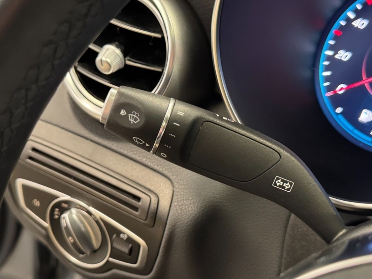 Mercedes GLC Coupé GLC 300D AMG foto 22