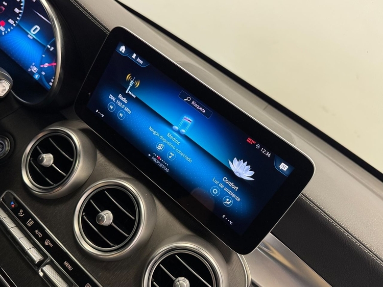 Mercedes GLC Coupé GLC 300D AMG foto 35