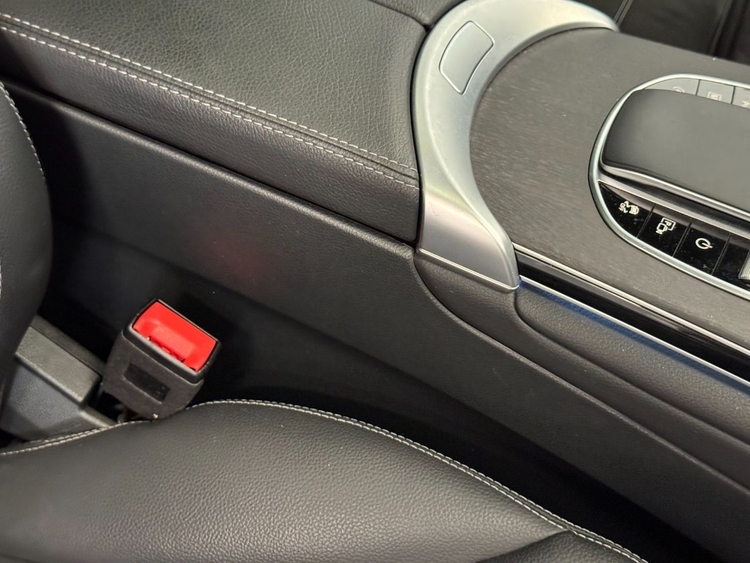 Mercedes GLC Coupé GLC 300D AMG foto 43