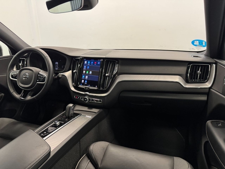 Volvo XC60 RECHARGE R-DESIGN AUTO foto 11