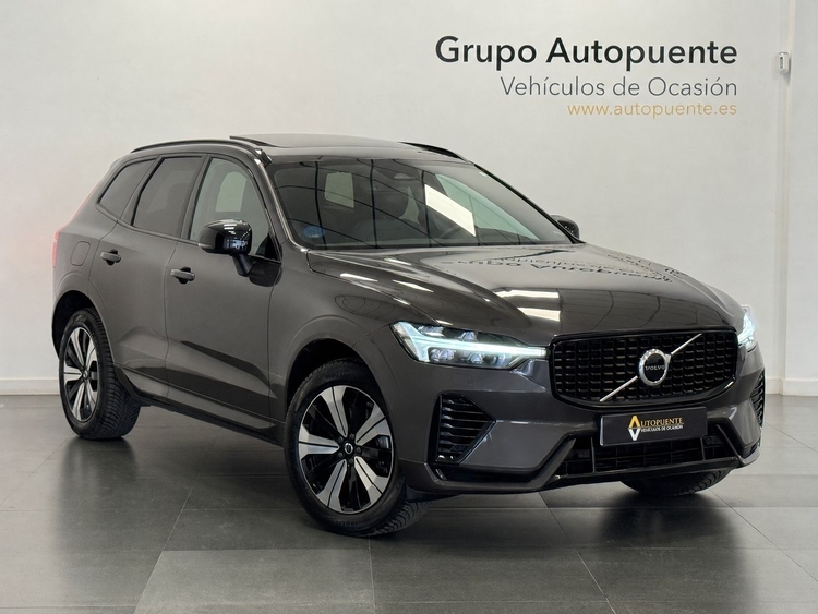 Volvo XC60 T6 RECHARGE PLUS DARK AUTO foto 2