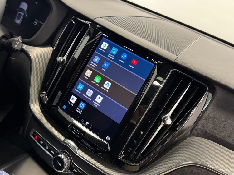 Volvo XC60 T6 RECHARGE PLUS DARK AUTO foto 32