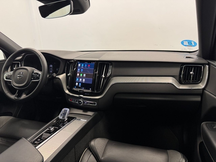 Volvo XC60 T6 RECHARGE PLUS DARK AUTO foto 11