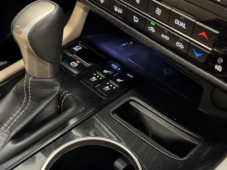 Lexus RX 450H EXECUTIVE foto 31