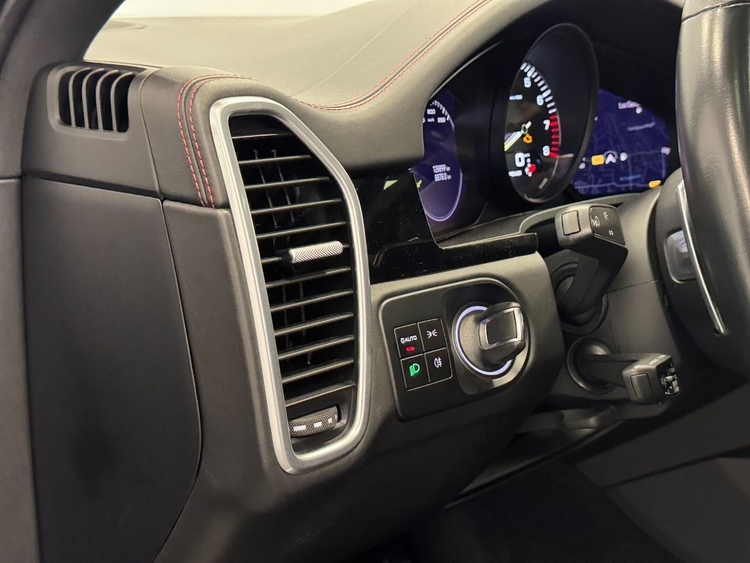 Porsche Cayenne CAYENNE COUPÉ E-HYBRID foto 19