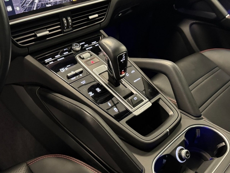 Porsche Cayenne CAYENNE COUPÉ E-HYBRID foto 26