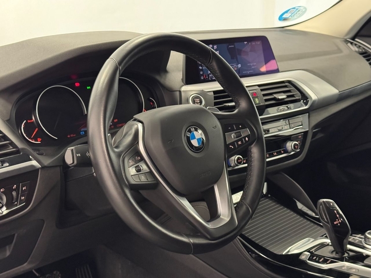 BMW X4 XDRIVE 20D foto 19