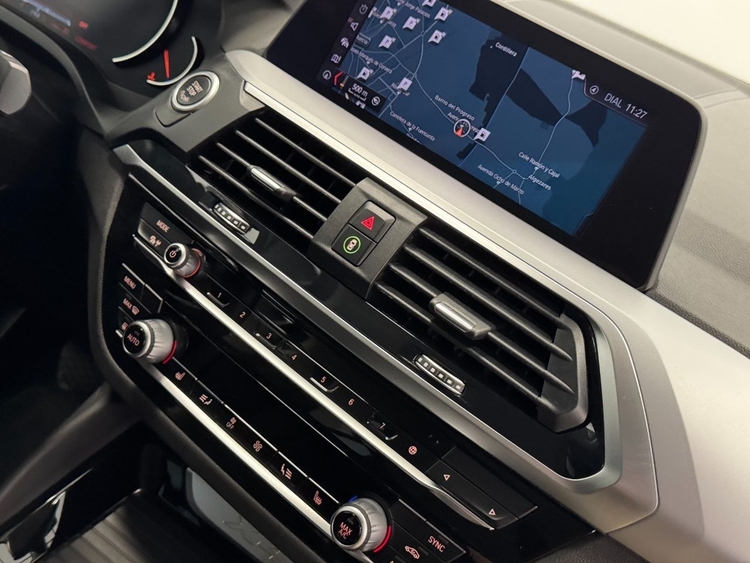 BMW X4 XDRIVE 20D foto 39